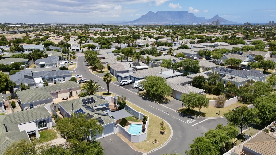 3 Bedroom Property for Sale in Sunningdale Western Cape